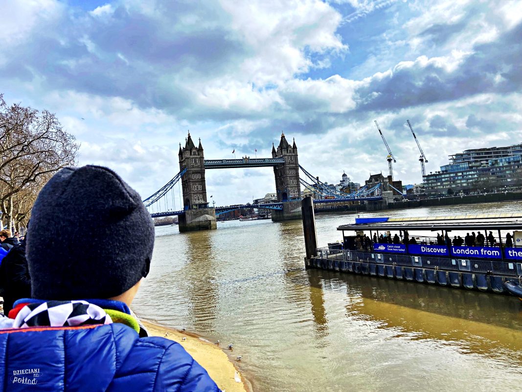 Londyn - idealny na city break - Tower Bridge